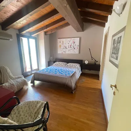 Apartman The Rose Bologna